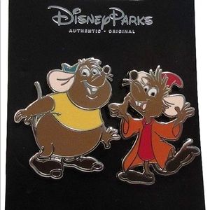 Disney’s Cinderella Mice Gus & Jaq Pin Set